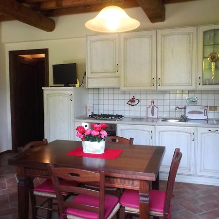 Apartments Borgo Toscano Gambassi Terme Habitación foto