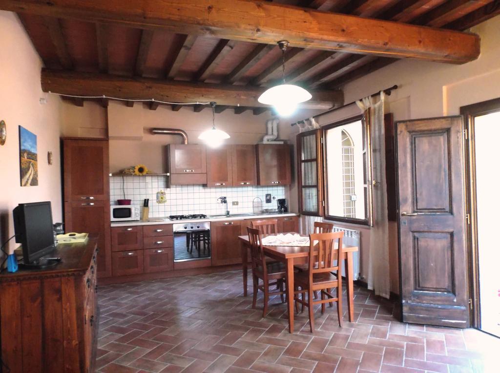 Apartments Borgo Toscano Gambassi Terme Habitación foto