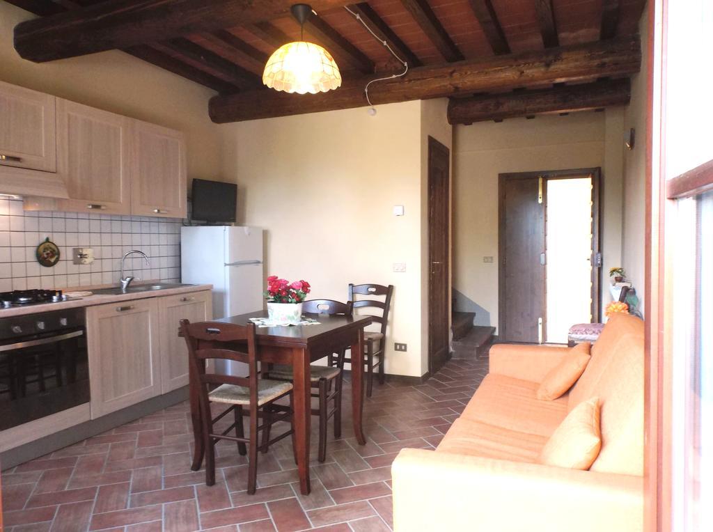 Apartments Borgo Toscano Gambassi Terme Habitación foto